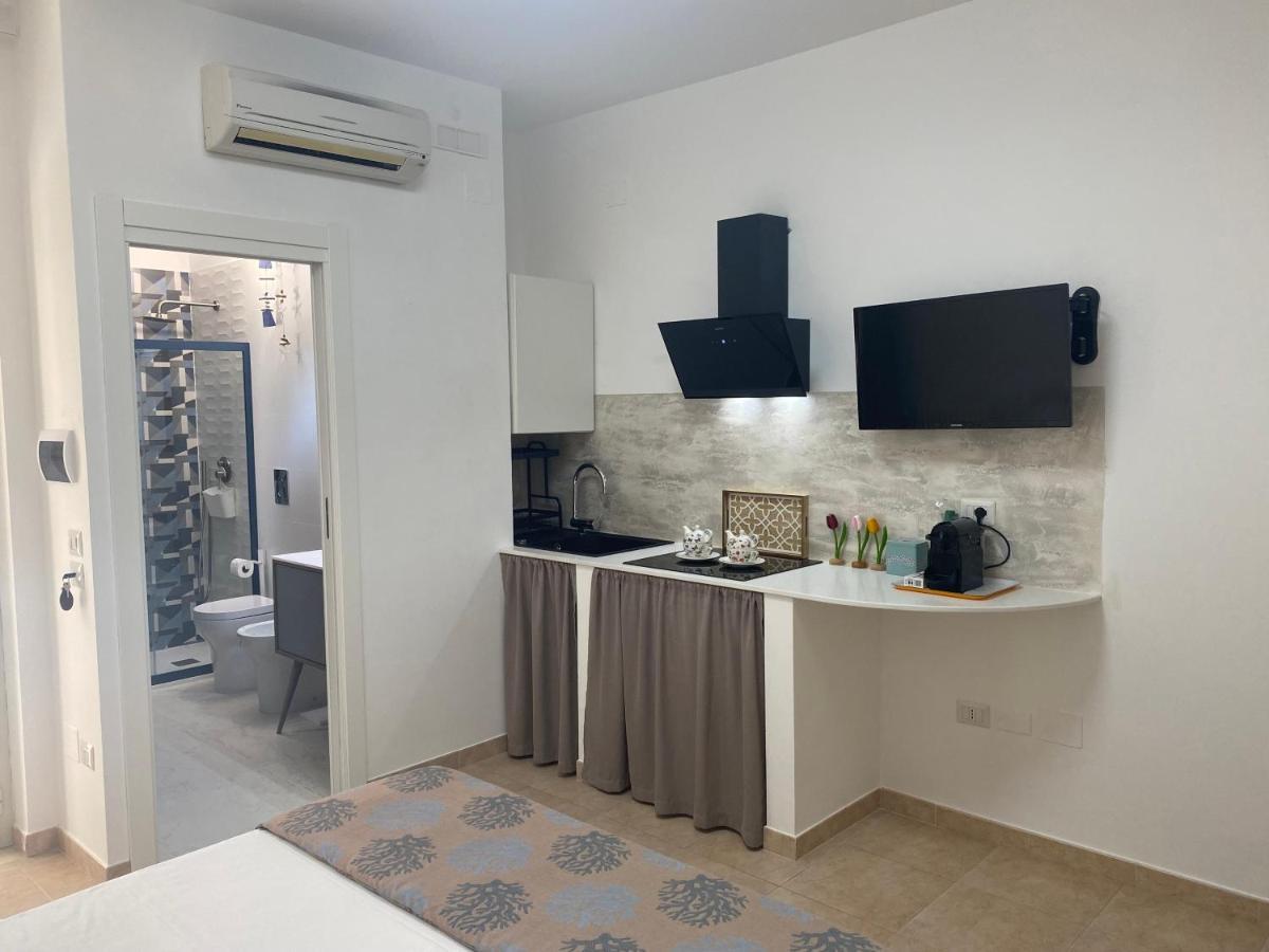 Casa Fiorita Bed & Breakfast เวียสเต ภายนอก รูปภาพ