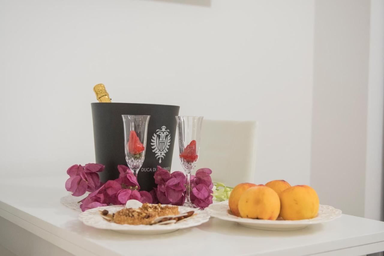 Casa Fiorita Bed & Breakfast เวียสเต ภายนอก รูปภาพ